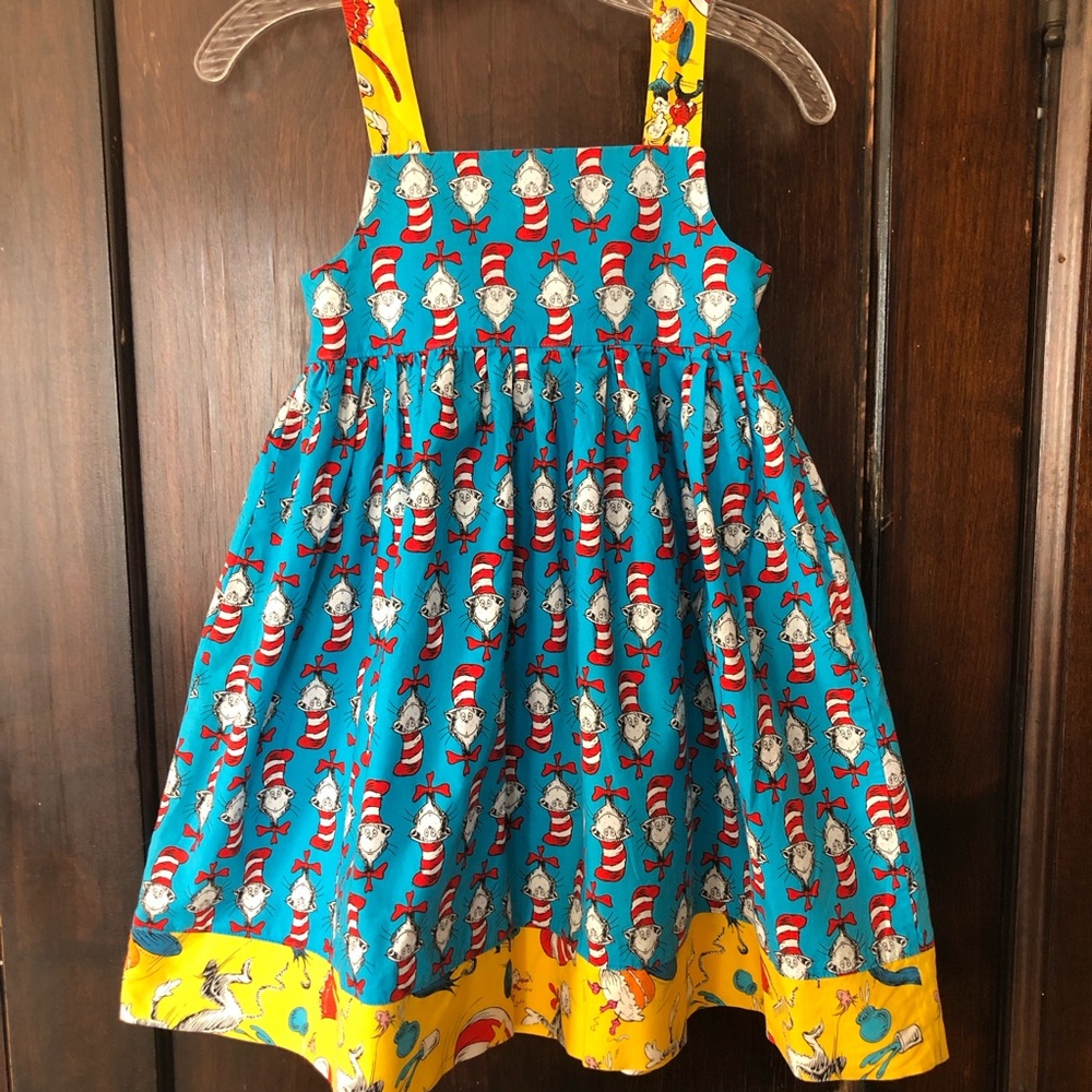 AWESOME Boutique CAT IN THE HAT apron knot dress size 8 - Picture 4 of 8